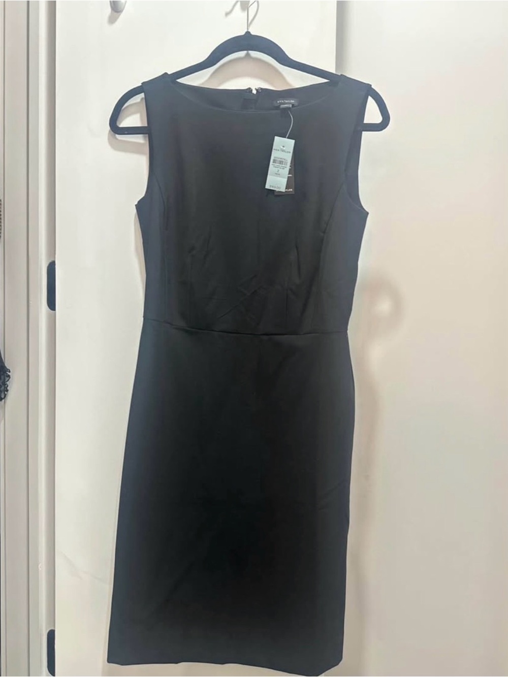 Ann Taylor Black Sleeveless Sheath Dress